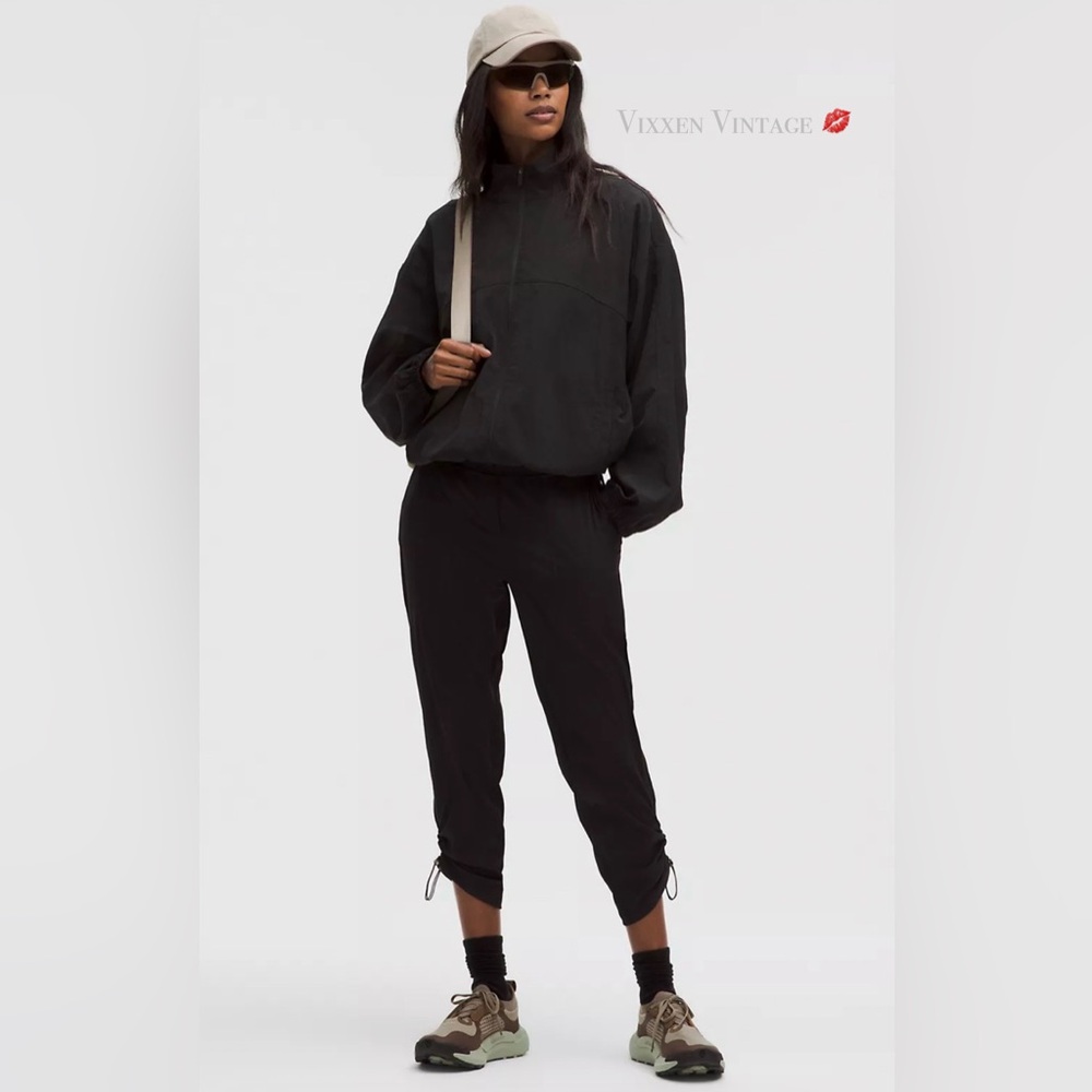LULULEMON 'DANCE STUDIO MID-RISE CROPPED PANTS' IN BLACK